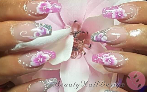 Beauty Nail Design | by Linda Visser